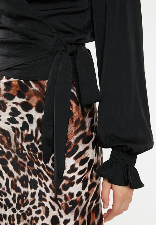 Superbalist - Silky wrap blouse - black