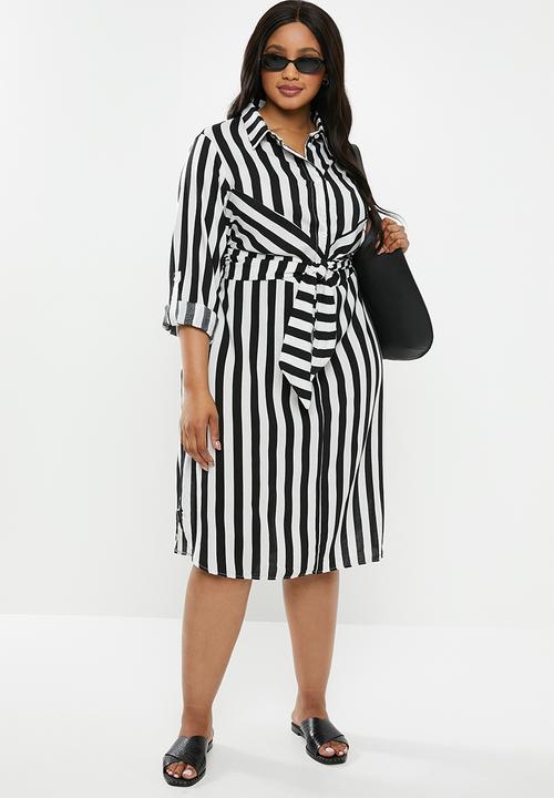 edit Plus - Tie front button through dress - black & white 