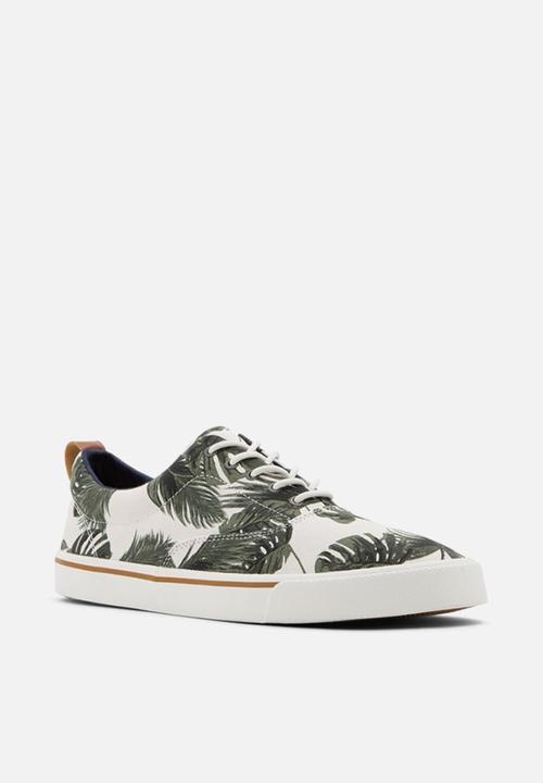 Call It Spring - Dunn casual shoe - green & white