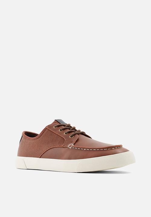 Call It Spring - Codie casual shoe - brown