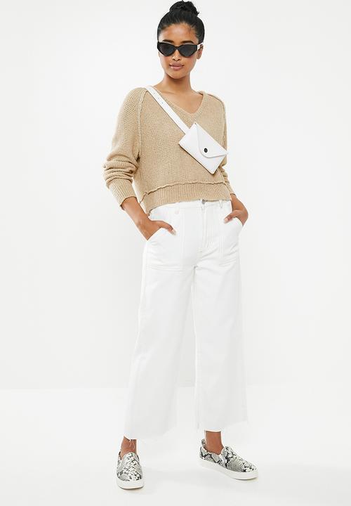 Cotton On - Sadie slouchy boucle v-neck - neutral