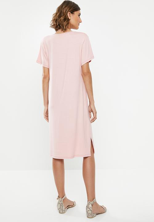 edit - T-shirt dress - pink
