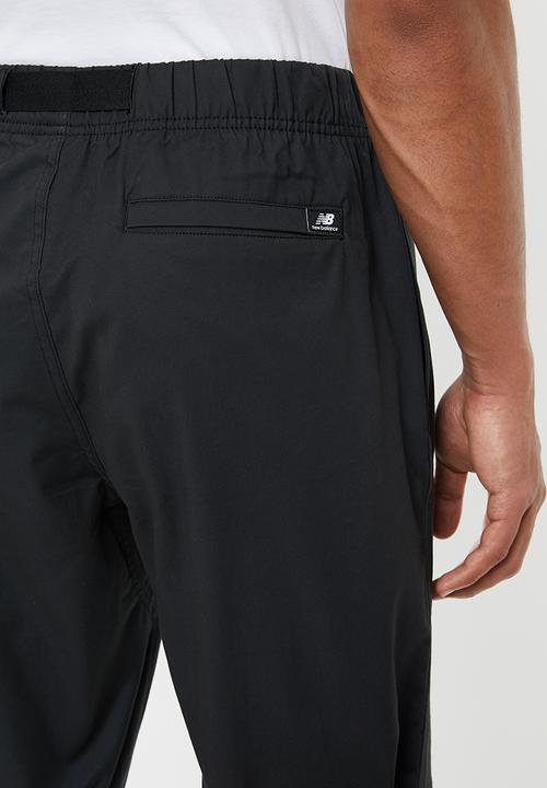 New Balance  - New Balance  athletics woven pant - black 