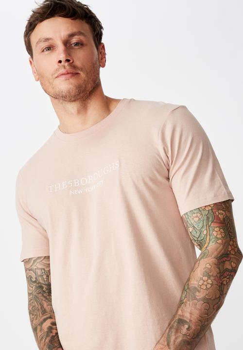 Cotton On - The 5 bouroughs Tbar text T-shirt - pink