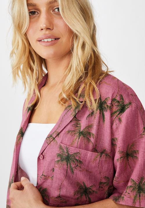 Cotton On - Tropical short sleeve resort shirt - pink & green