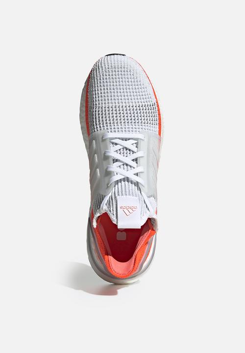 adidas Performance - UltraBOOST 19 - ftwr white / blue tint / grey two