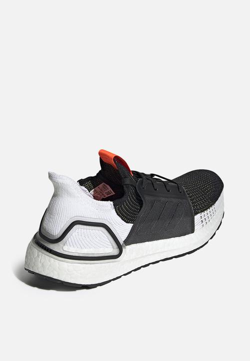 adidas Performance - UltraBOOST 19 - tech olive / core black / solar red