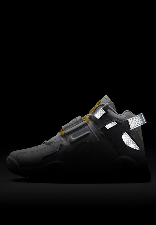 Nike - Wmn's Air Barrage Mid - white/white-chrome yellow-black