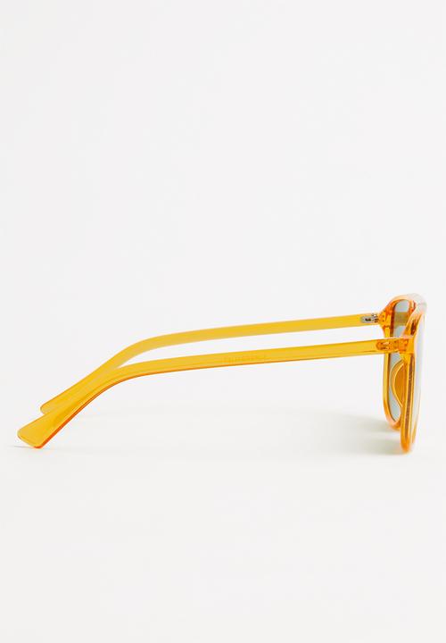 Superbalist - Dane sunglasses - yellow