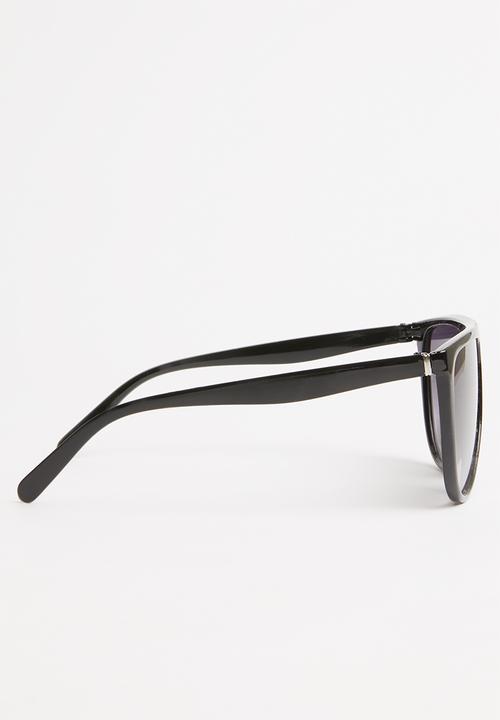 Superbalist - Julia flatbar sunglasses - black