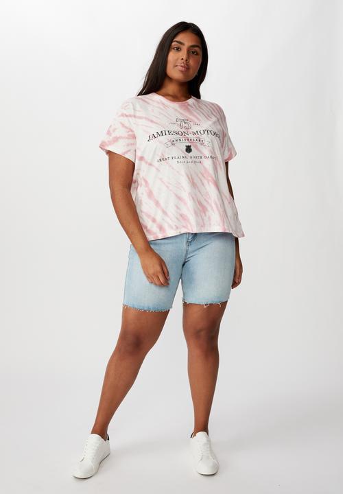 Cotton On - Curve graphic tee Jamieson motors - pink & white 