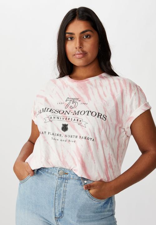 Cotton On - Curve graphic tee Jamieson motors - pink & white 
