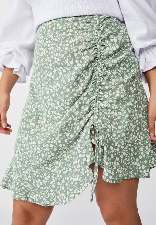 Cotton On - Curve woven coco ruched mini skirt - green & white 