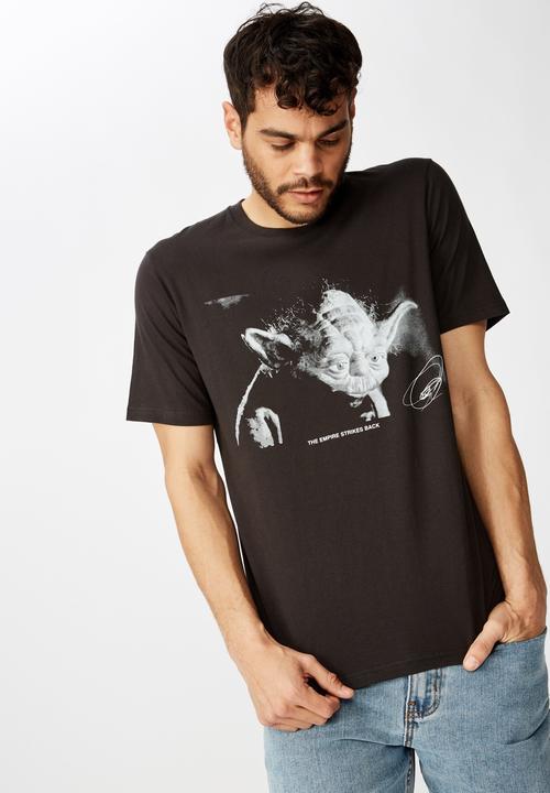 Cotton On - Star Wars - the empire yoda Tbar collab star wars T-shirt - black