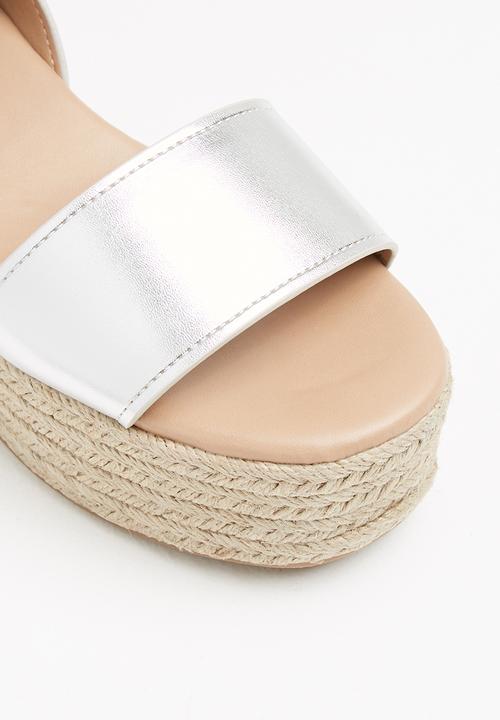 Call It Spring - Siestafiesta wedge - silver