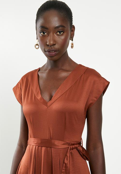 AMANDA LAIRD CHERRY - V-neck cap sleeve high waist maxi - rust