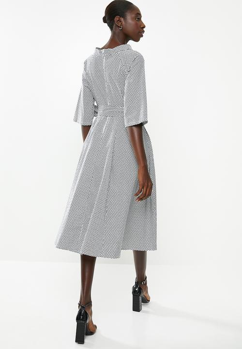 AMANDA LAIRD CHERRY - High waisted pleat maxi - black & white