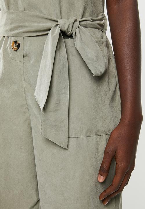 Superbalist - Button thru safari style jumpsuit - khaki