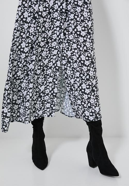 Superbalist - Button through fit & flare dress - black & white