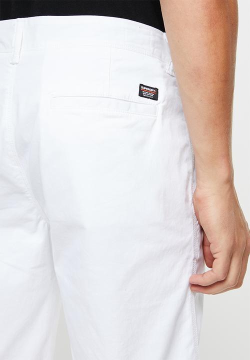 Superdry. - International chino shorts - white