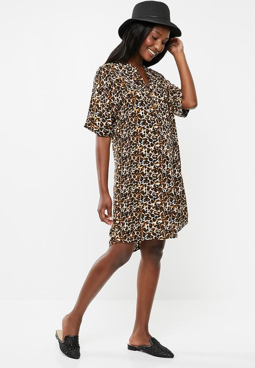 edit - Pleat front shift dress - multi