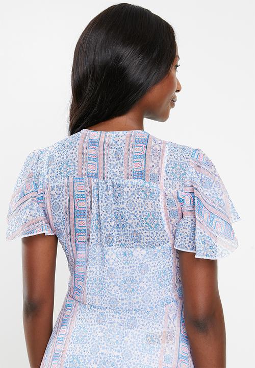 edit - Flutter sleeve button down blouse - multi