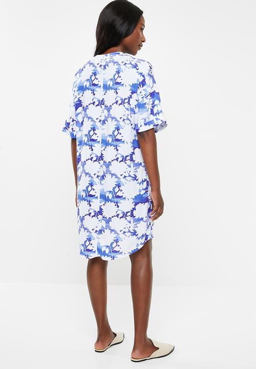 edit - Pleat front shift dress - white & blue