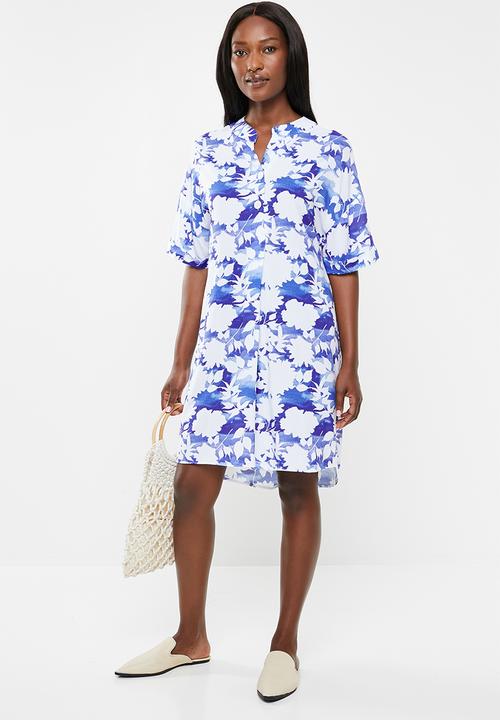 edit - Pleat front shift dress - white & blue