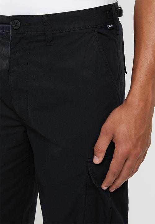 Vans - Tremain 22-inch cargo shorts - black