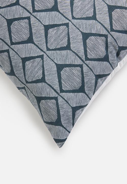 Grey Gardens - Nandi cushion cover - charcoal