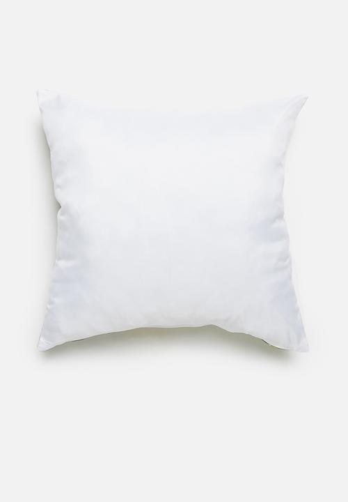 Grey Gardens - Nandi cushion cover - charcoal