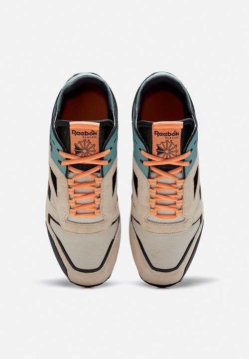 Reebok - Classic Leather trail  - stucco / true grey / green slate