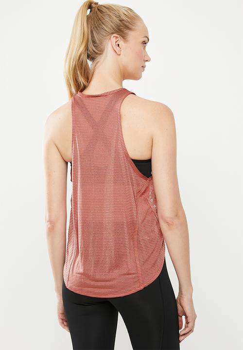 Under Armour - Armour sport graphic tank - rust 