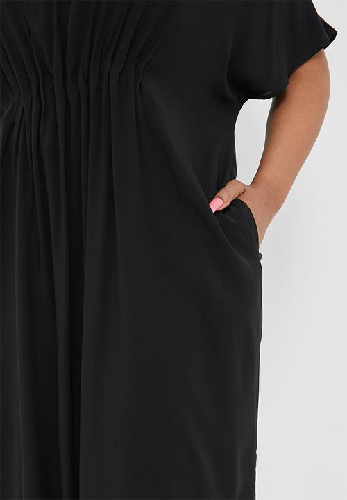 Superbalist - Waist detail kaftan dress - black