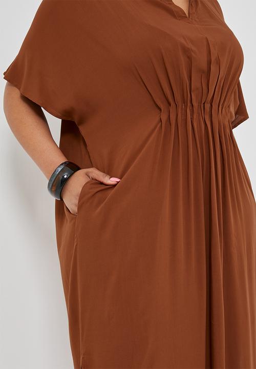 Superbalist - Waist detail kaftan dress - rust