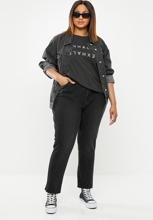 Cotton On - Curve graphic tee inhale exhale - black