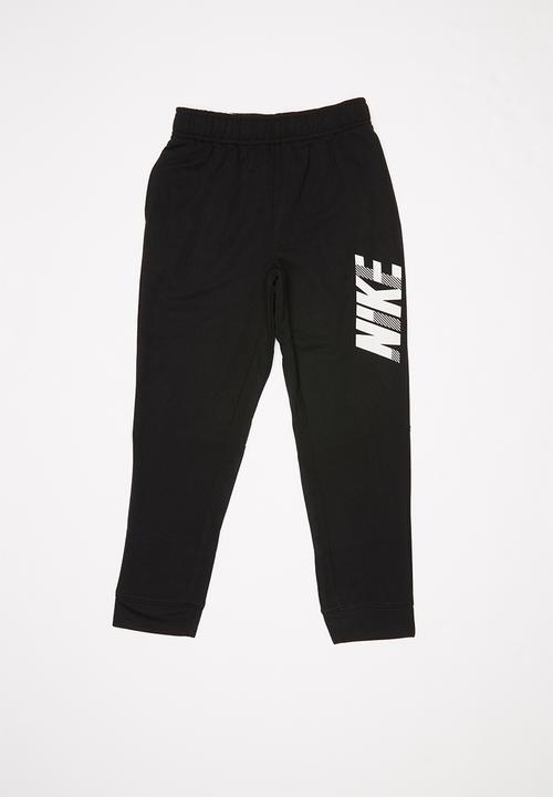 nike tapered shorts