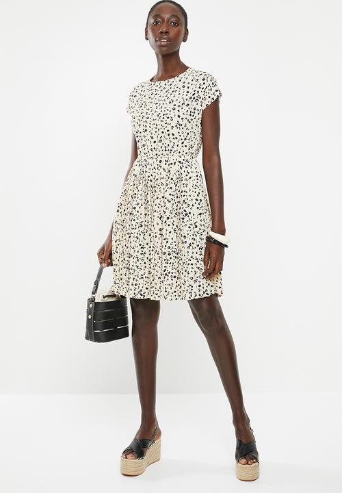 New Look - Animal pleated mini dress - cream