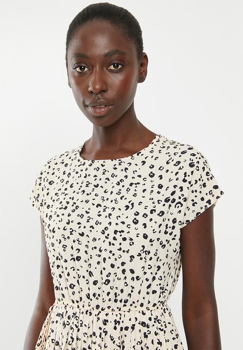 New Look - Animal pleated mini dress - cream