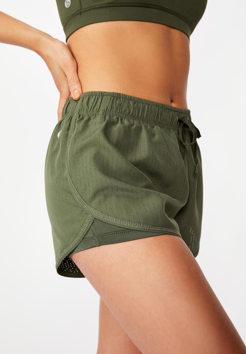 Cotton On - Move jogger short - khaki