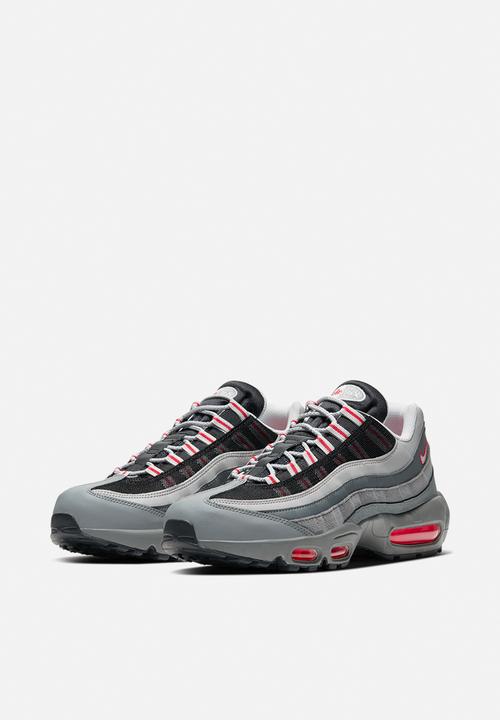 Nike - Air Max 95 Essential - track red/white-particle grey-black