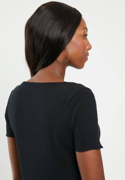 Cotton On - Maternity lettuce edge scoop short sleeve top - black