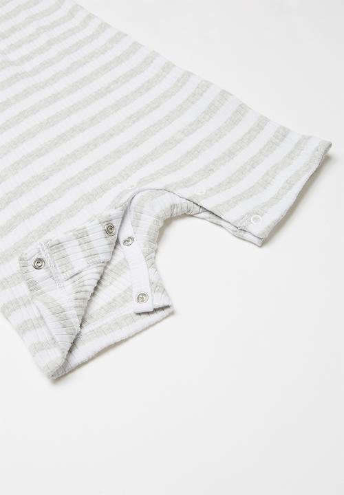 Cotton On - The sleeveless short leg romper -  grey & white 