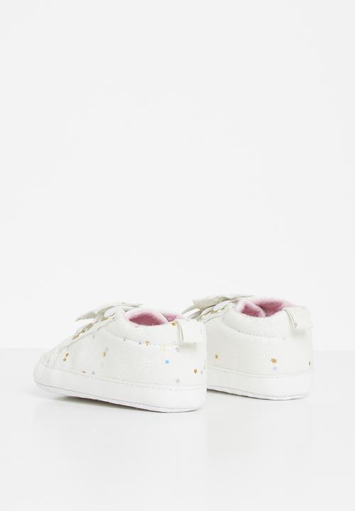 Pop Candy - Pram shoe with stars - white