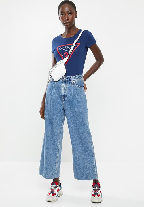GUESS - Core triangle tee - navy