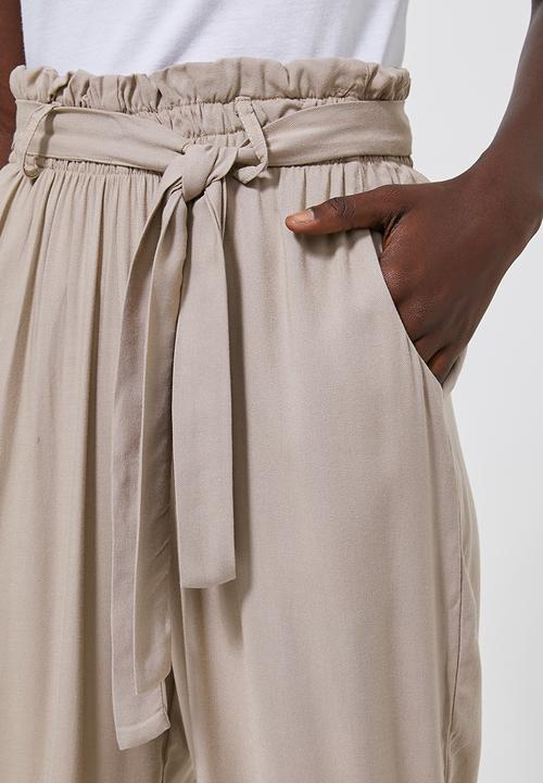 Superbalist - Soft paperbag trousers - beige