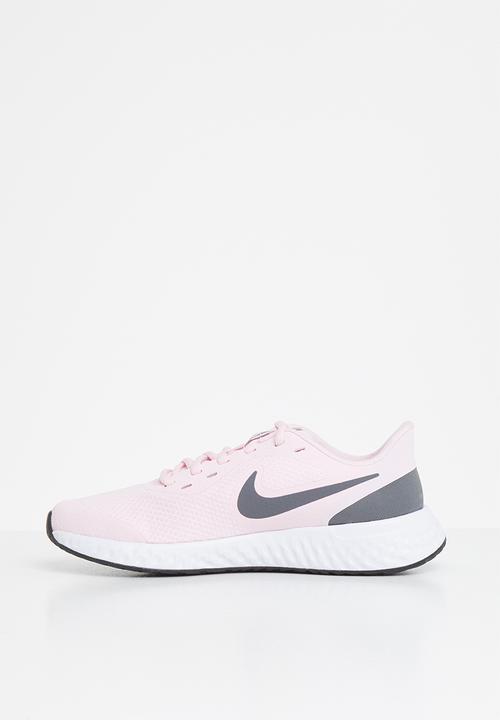 Nike - Nike revolution 5 -  pink foam & dark grey