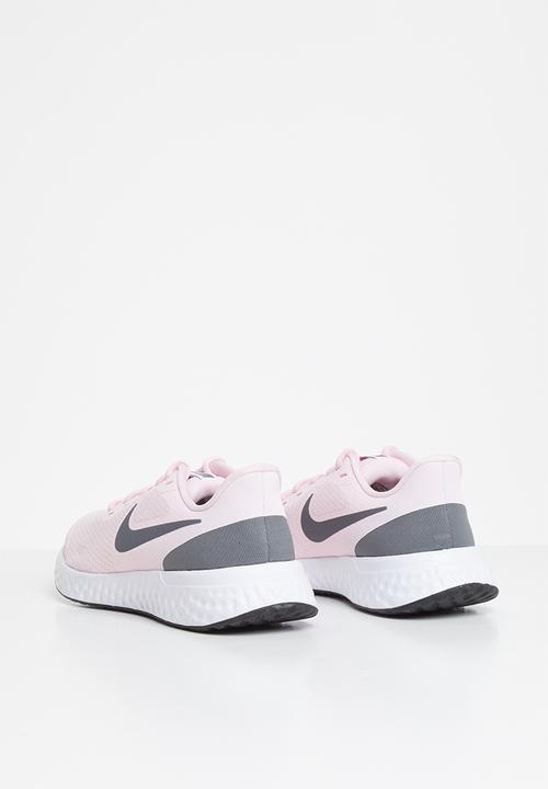 Nike - Nike revolution 5 -  pink foam & dark grey