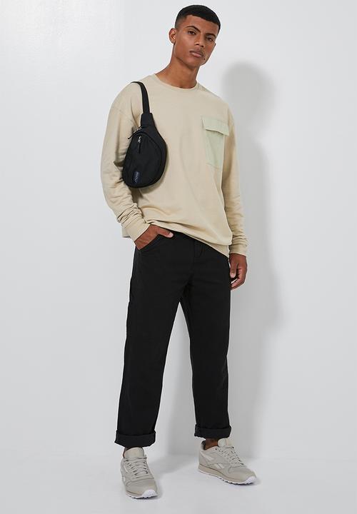 Superbalist - Utility crew neck loose fit sweat - neutral  