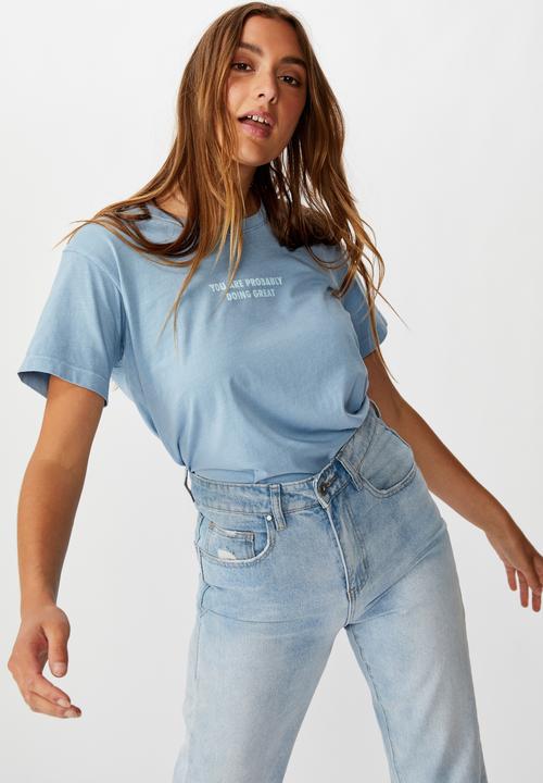 Cotton On - Classic slogan T-shirt doing great - faded denim